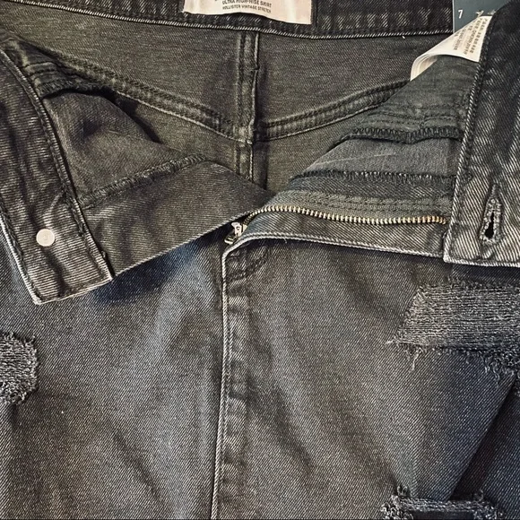 Hollister Denim Mini Skirt Ultra High Rise Distressed Black Size 7 Waist 28” - Picture 10 of 15